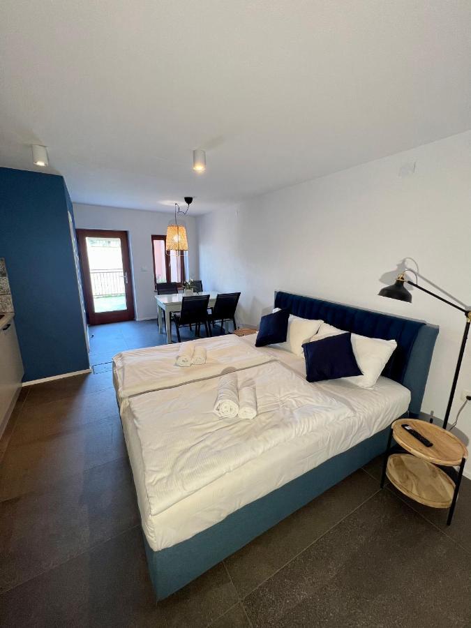 Libertas Apartments Koper Exterior photo